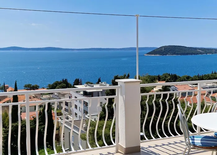 Angie 2 - Marjan Hill * Split