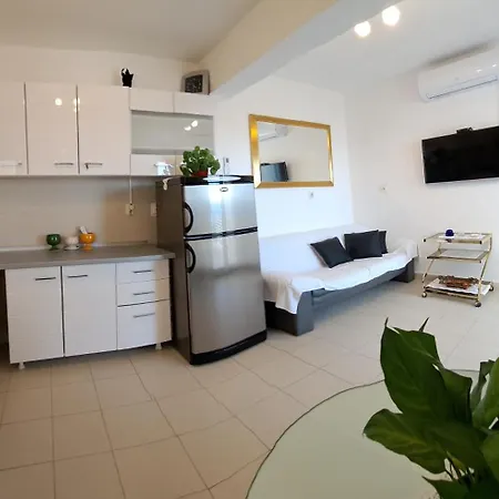 South Side Paradise - Marjan Hill Apartment Split